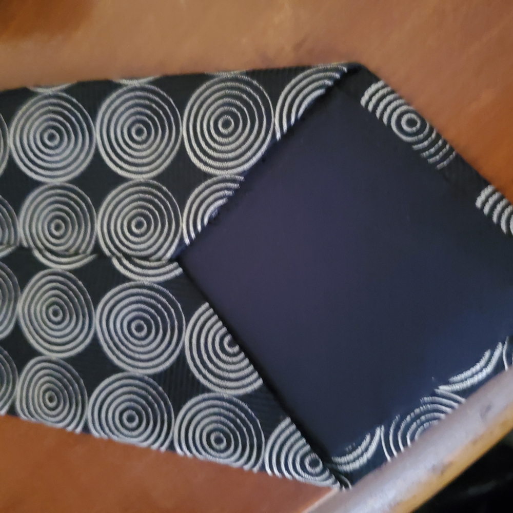 Gucci Black And White Patterned Tie - image 4